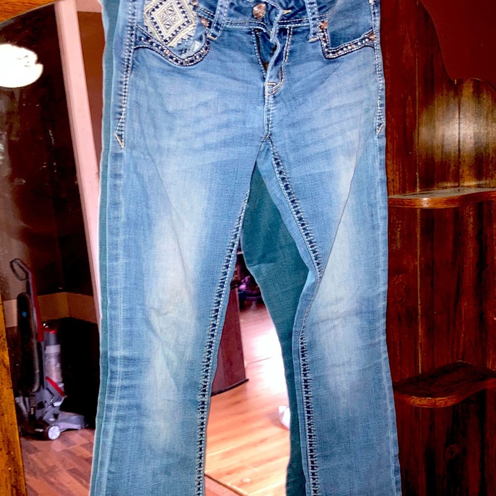 GRACE in LA jeans!